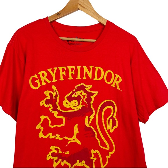Harry Potter Gryffindor Red Graphic Crewneck Short Sleeve T Shirt - Picture 3 of 6